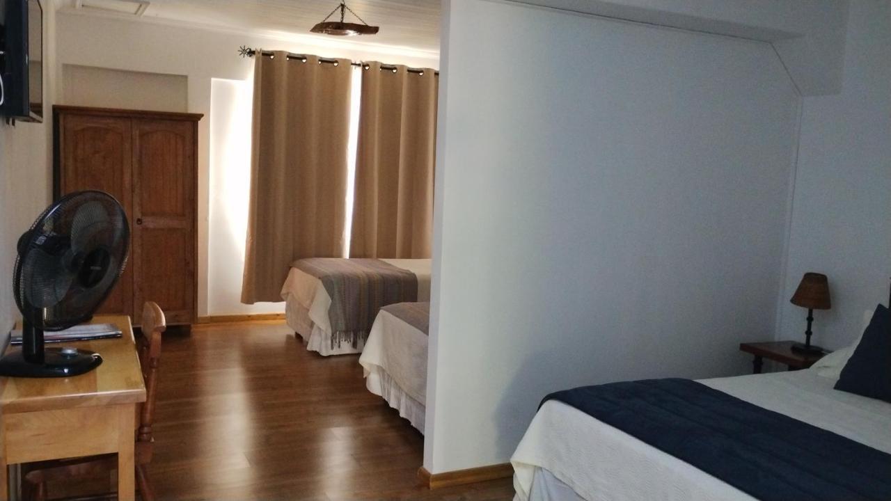 Hostal Petit Verdot Santa Cruz Zimmer foto
